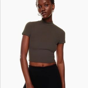 Babaton Formarib Mockneck T-Shirt